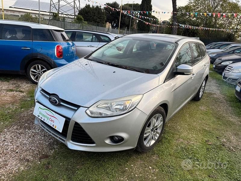 Usata Ford Focus 115 CV (84 kW) 2012 Argento Station wagon