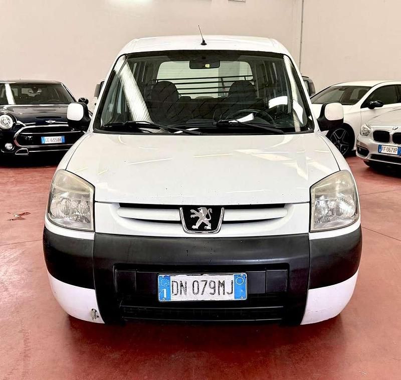 Usata Peugeot Partner 90 CV (66 kW) 2008 Bianco Monovolume