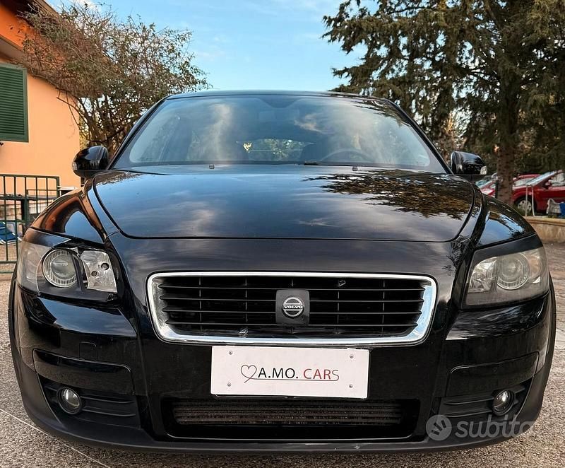 Usata Volvo C30 Drive Kinetic 108 CV (79 kW) 2009 Nero Utilitaria