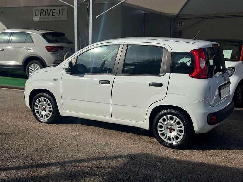 Usata Fiat Panda Easy 69 CV (50 kW) 2018 Bianco Utilitaria