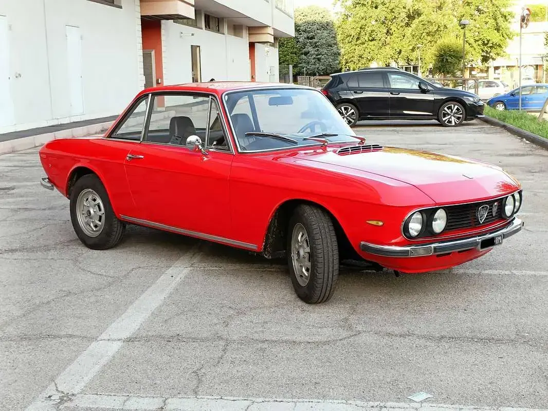 Usata Lancia Fulvia 90 CV (66 kW) 1975 Rosso Coupé