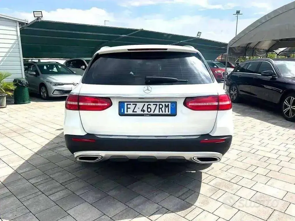 Usata Mercedes E400 Premium 340 CV (250 kW) 2019 Bianco Station wagon