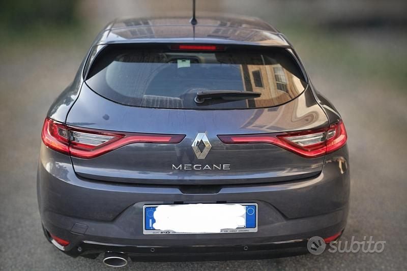 Usata Renault Mégane IV 116 CV (85 kW) 2021 Grigio Berlina