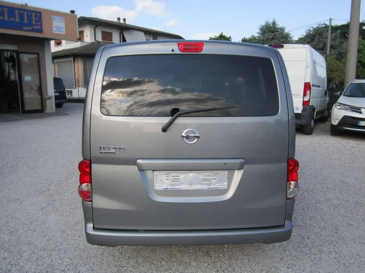 Usata Nissan Evalia Visia 110 CV (80 kW) 2017 Grigio Monovolume