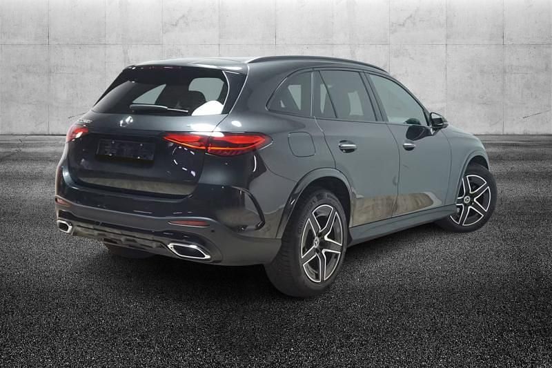 Usata Mercedes GLC300e AMG Line Premium 269 CV (197 kW) 2024 Grigio metallizzato SUV