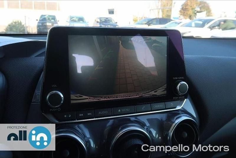 Usata Nissan Juke Acenta 114 CV (83 kW) 2022 Grigio SUV