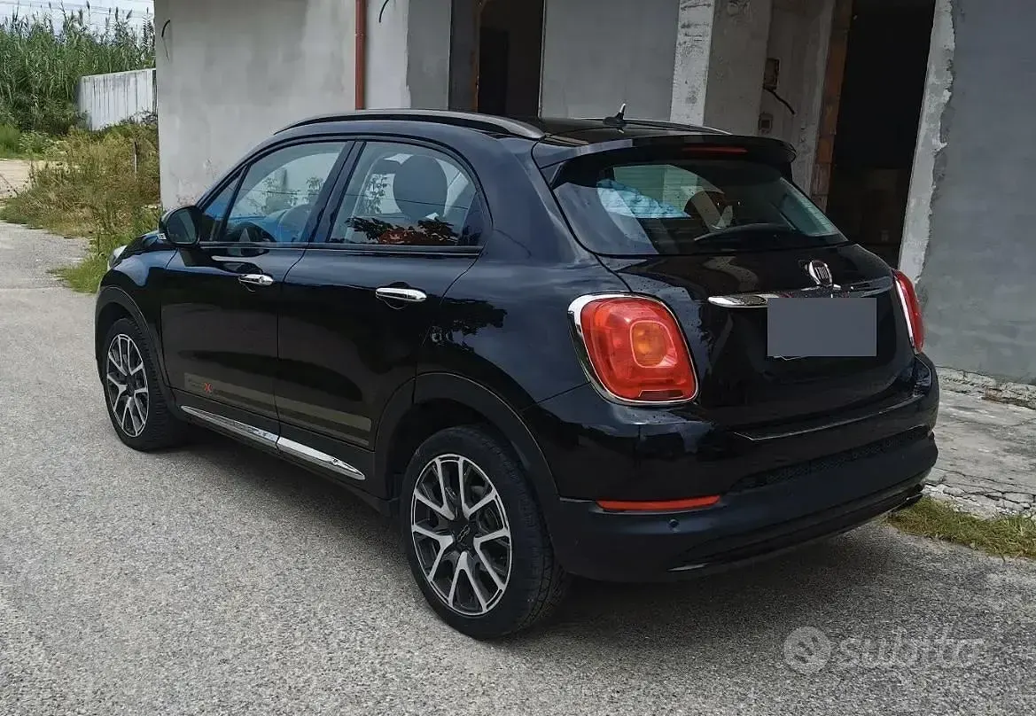 Usata Fiat 500X 120 CV (88 kW) 2015 Nero SUV