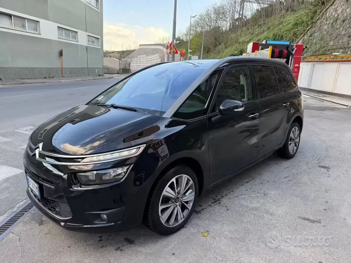 Usado Citroën C4 Picasso Exclusive 116 CV (85 kW) 2015 Negro Monovolumen
