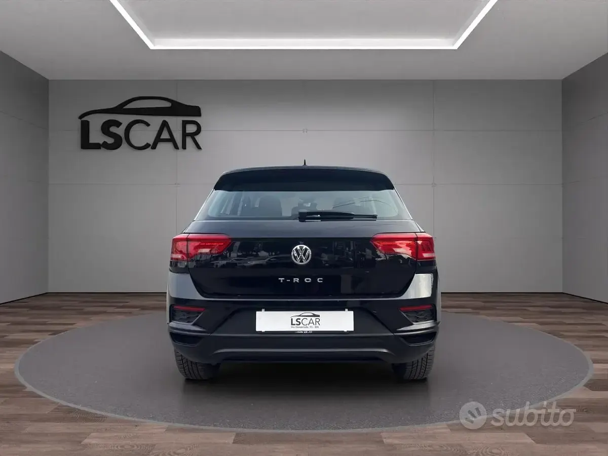 Usata VW T-Roc Style 110 CV (80 kW) 2018 Grigio SUV
