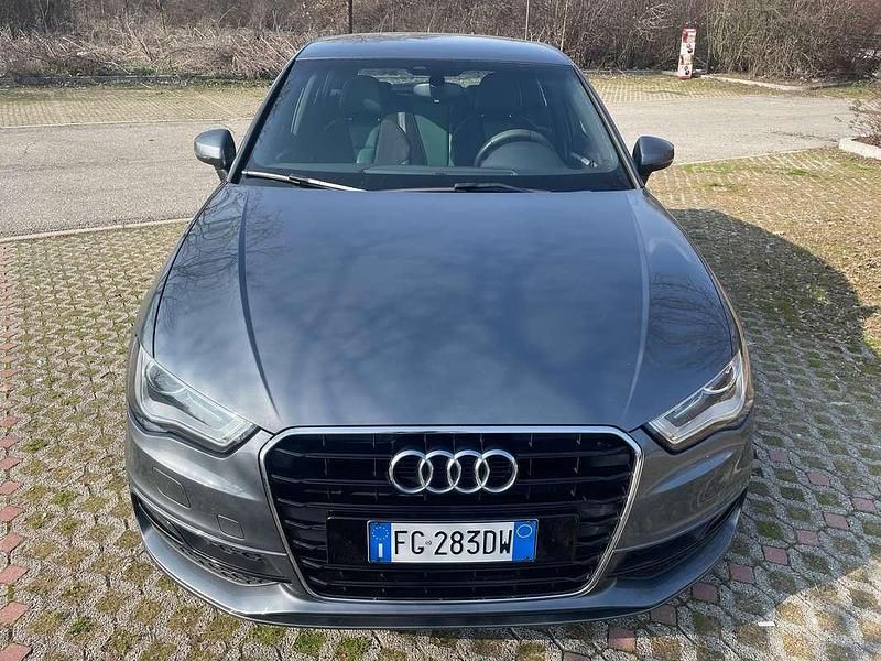 Usata Audi A3 Ambition 110 CV (80 kW) 2015 Grigio Berlina