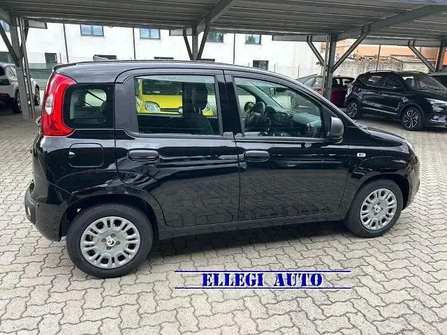 Nuova Fiat Panda Icon 69 CV (50 kW) 2026 Nero Utilitaria