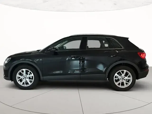 Usata Audi Q3 Business 150 CV (110 kW) 2023 Nero mito metallizzato SUV