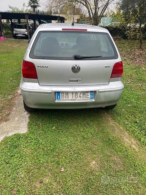 Usata VW Polo 2000 Grigio Berlina