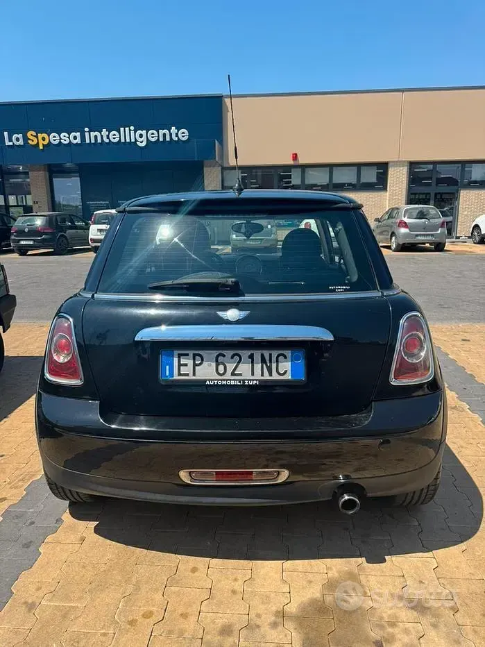 Usata Mini Cooper 98 CV (72 kW) 2013 Nero Utilitaria