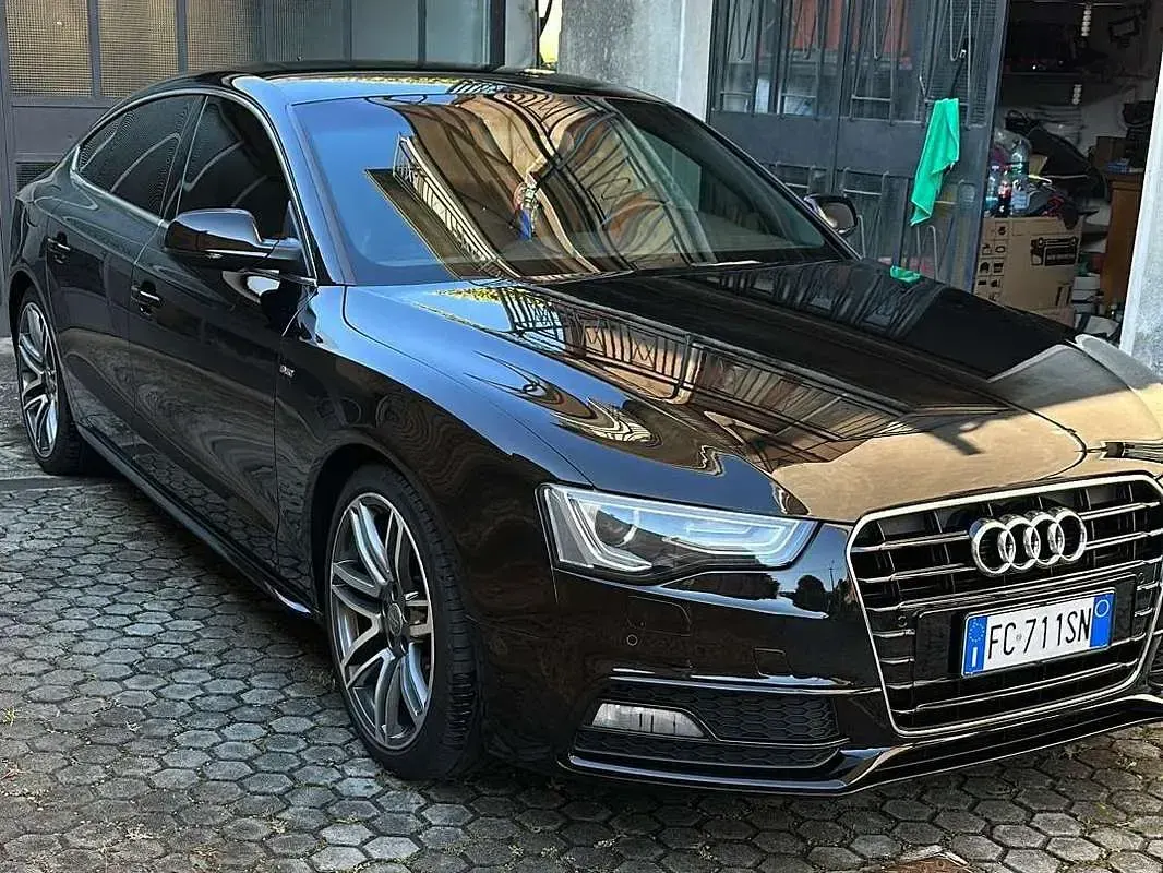 Occasion Audi A5 Sportback Ambiente 190 ch (139 kW) 2016 Noir Citadine