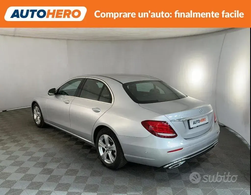 Usata Mercedes E220 Business 194 CV (142 kW) 2016 Grigio Berlina