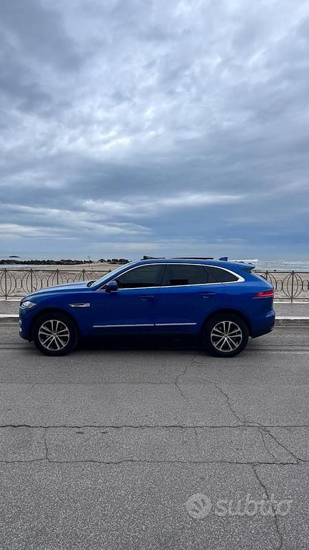 Usata Jaguar F-Pace 180 CV (132 kW) 2019 Blu SUV