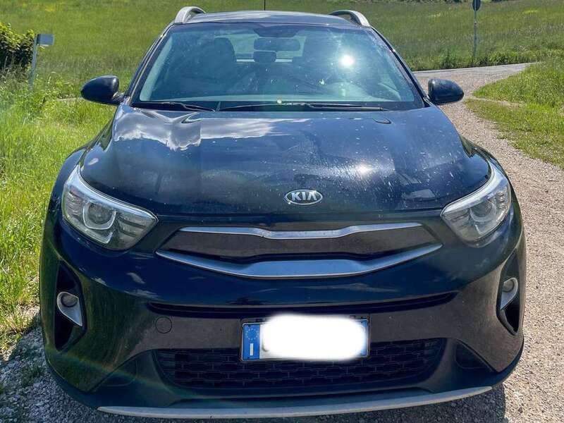 Nero Usata 2020 Kia Stonic Style SUV | 13.500 € (Buon prezzo) - Immagine 1/4