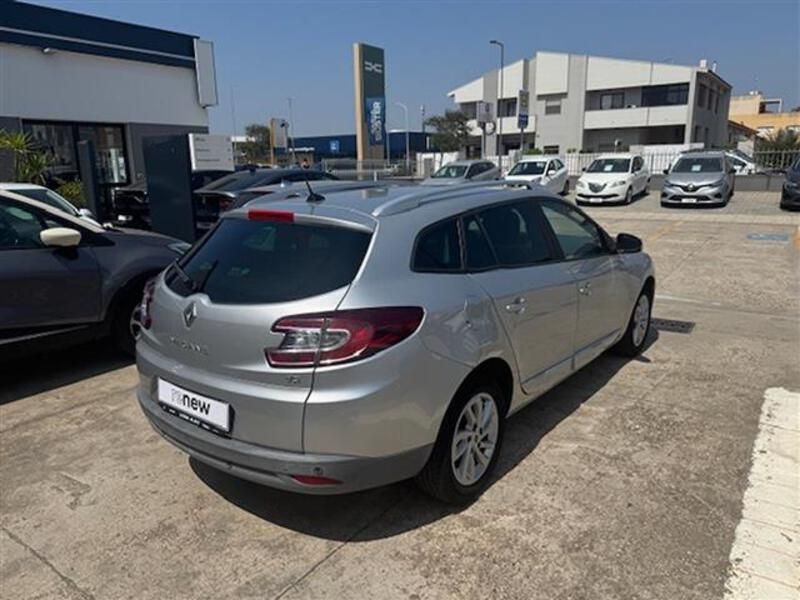 Usata Renault Mégane III LIMITED 110 CV (80 kW) 2015 Grigio