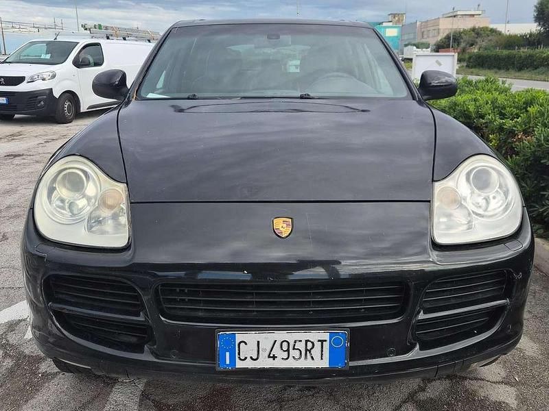 Nero Usata 2005 Porsche Cayenne SUV | 7800 € (Ottimo prezzo) - Immagine 1/4