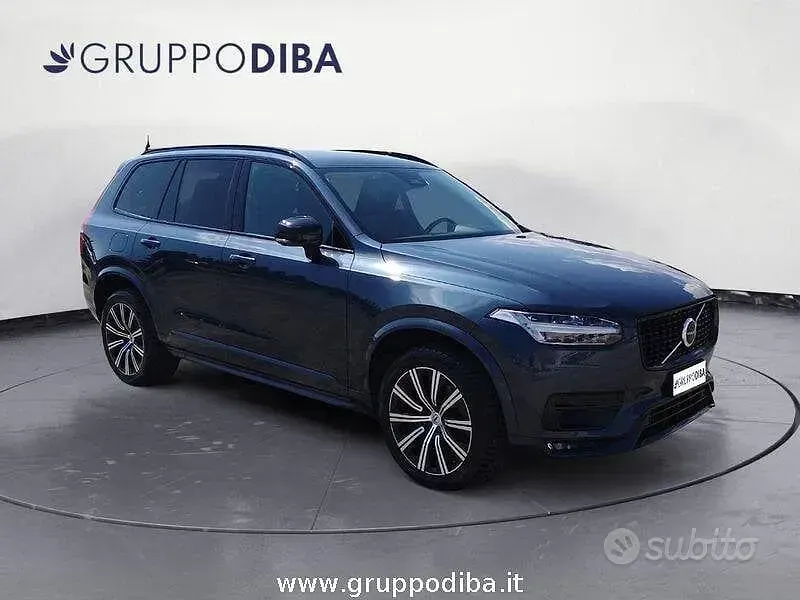Usata Volvo XC90 R-Design 235 CV (172 kW) 2022 Grigio SUV