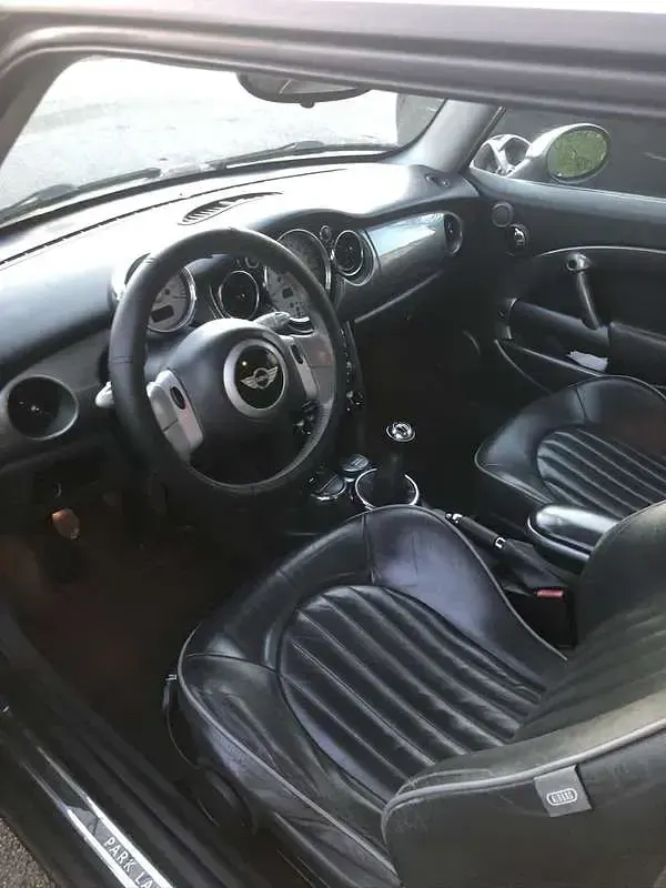 Usata Mini Cooper 120 CV (88 kW) 2006 Utilitaria
