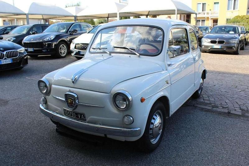 Bianco Usata 1962 Abarth 850 Due volumi | 29.900 € - Immagine 1/4