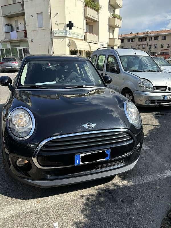 Usata Mini Cooper D 116 CV (85 kW) 2016 Utilitaria