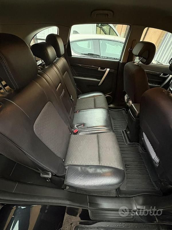 Usata Chevrolet Captiva 163 CV (119 kW) 2013 Nero SUV