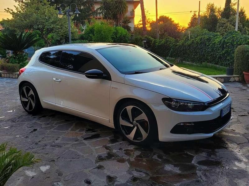 Usata VW Scirocco 140 CV (102 kW) 2010 Bianco Coupé