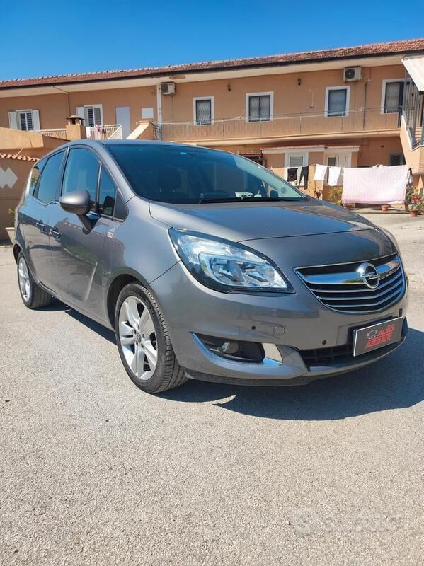Usata Opel Meriva 95 CV (69 kW) 2017 Grigio Monovolume