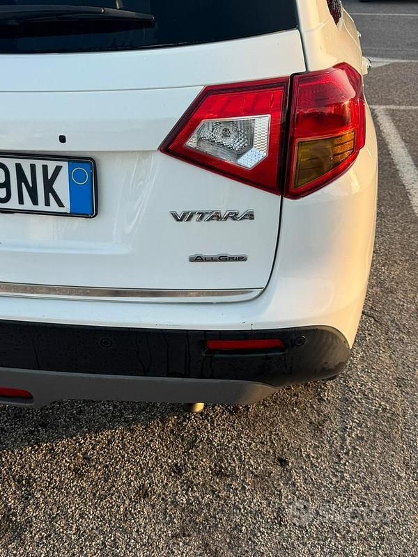 Usata Suzuki Vitara Exclusive 120 CV (88 kW) 2017 Berlina