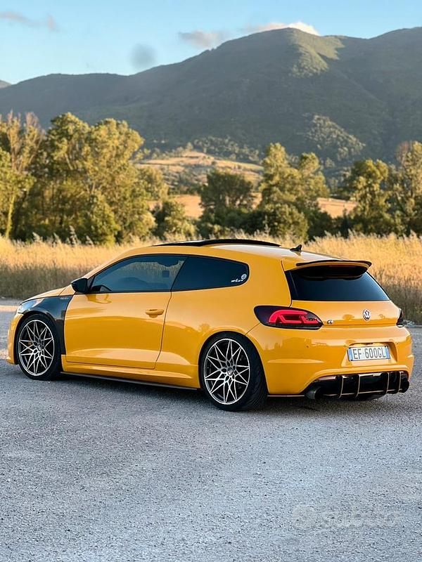 Usata VW Scirocco R 265 CV (194 kW) 2011 Bianco