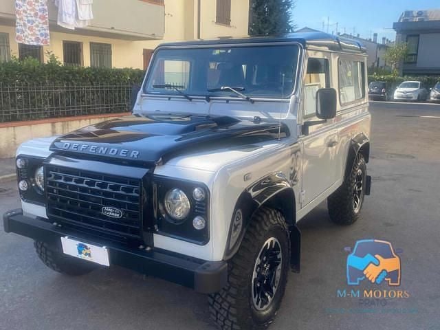 Bianco(met.) Usata 2015 Land Rover Defender Adventure SUV | 49.990 € (Buon prezzo) - Immagine 1/4