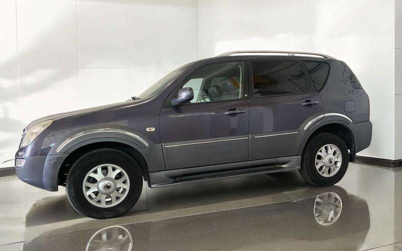 Grigio Usata 2004 Ssangyong Rexton SUV | 2900 € (Ottimo prezzo) - Immagine 1/4
