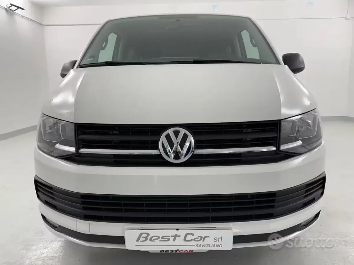 Usata VW Multivan Trendline 150 CV (110 kW) 2016 Bianco Monovolume