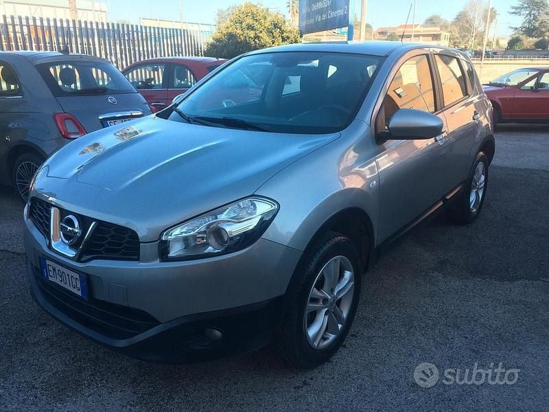 Usata Nissan Qashqai Acenta 110 CV (80 kW) 2012 Grigio SUV