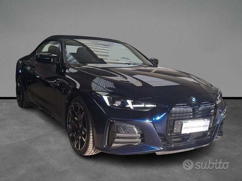 Usata BMW 440 M Sport 374 CV (275 kW) 2024 Blu / metallizzato Cabrio