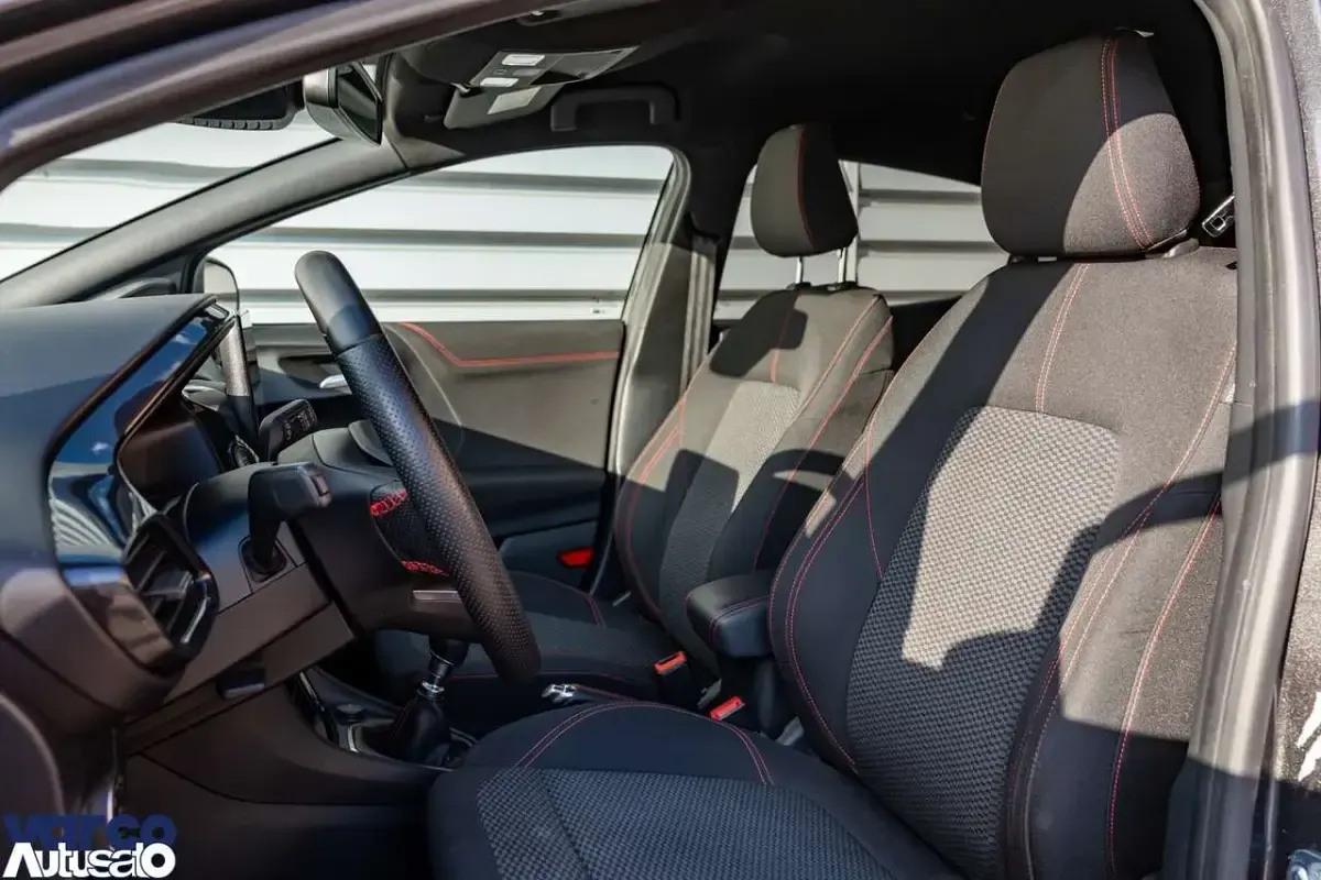 Usata Ford Puma ST-Line 125 CV (91 kW) 2022 Grigio magnetic SUV
