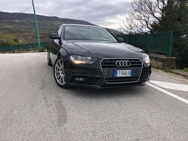 Usata Audi A4 Ambiente 143 CV (105 kW) 2012 Grigio Berlina
