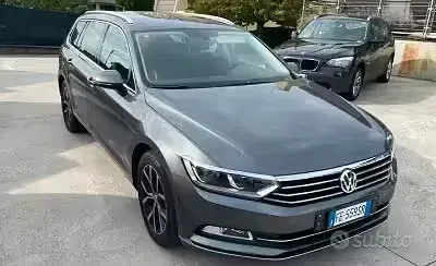 Usata VW Passat 190 CV (139 kW) 2016 Grigio Station wagon