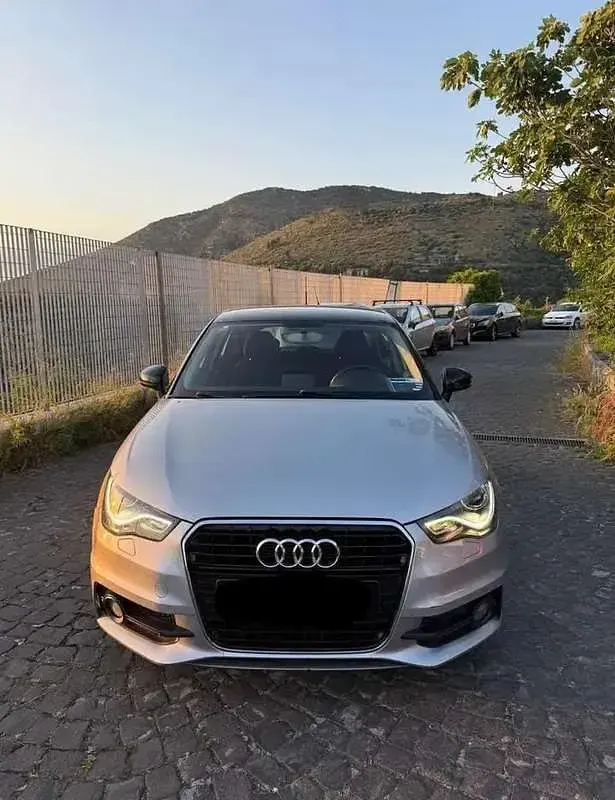 Usata Audi A1 Ambition 105 CV (77 kW) 2012 Utilitaria