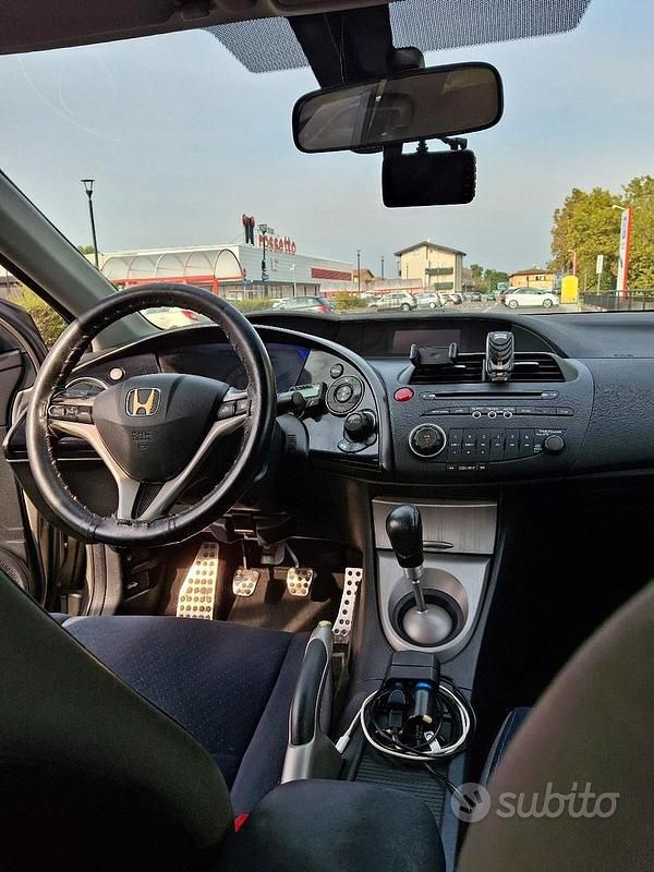 Usata Honda Civic 2009 Grigio Berlina