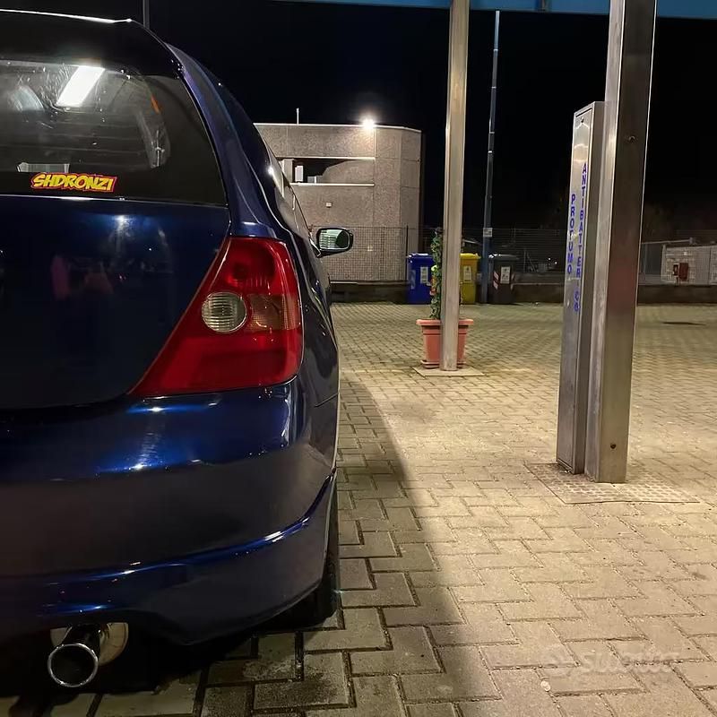 Usata Honda Civic 110 CV (80 kW) 2003 Berlina