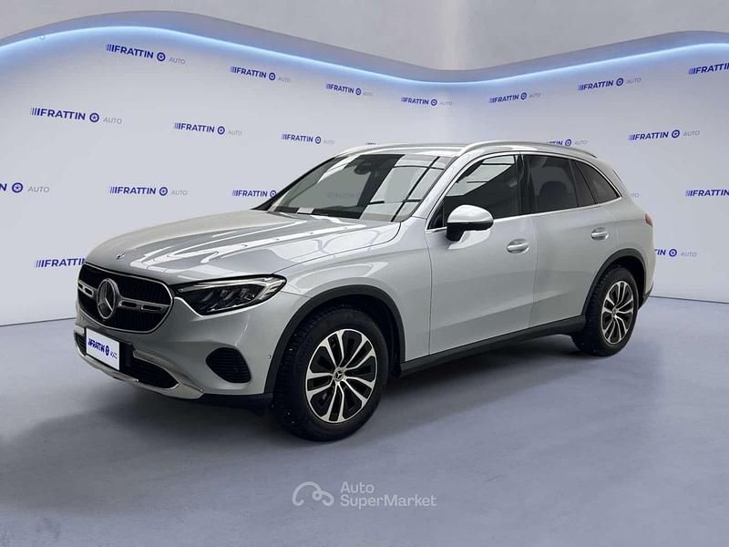 Usata Mercedes GLC220 Advanced Plus 197 CV (144 kW) 2022 Argento SUV