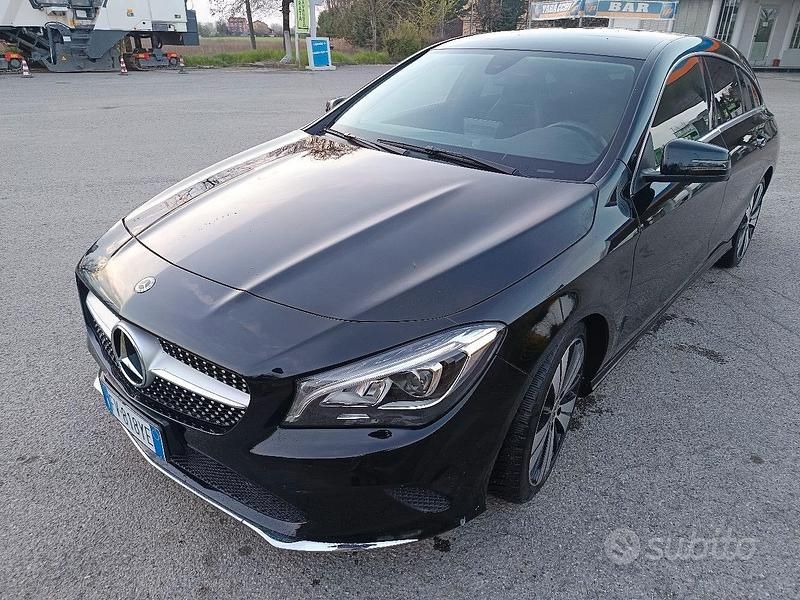 Usata Mercedes CLA200 Shooting Brake 136 CV (100 kW) 2019 Nero Station wagon