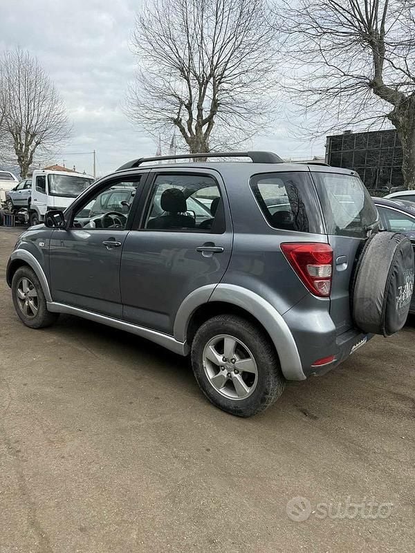 Usata Daihatsu Terios 2008 Grigio SUV