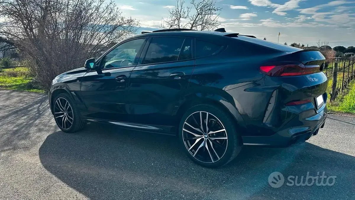 Usata BMW X6 555 CV (408 kW) 2021 Nero SUV