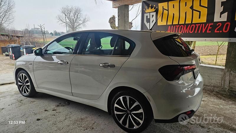 Usata Fiat Tipo 120 CV (88 kW) 2017 Bianco Berlina