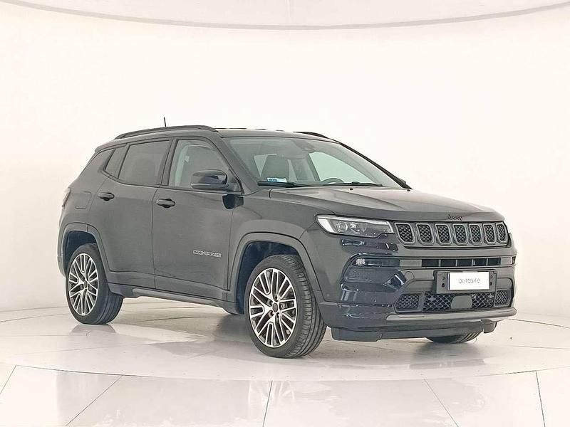 Usata Jeep Compass Summit 131 CV (96 kW) 2025 Black clear coat SUV